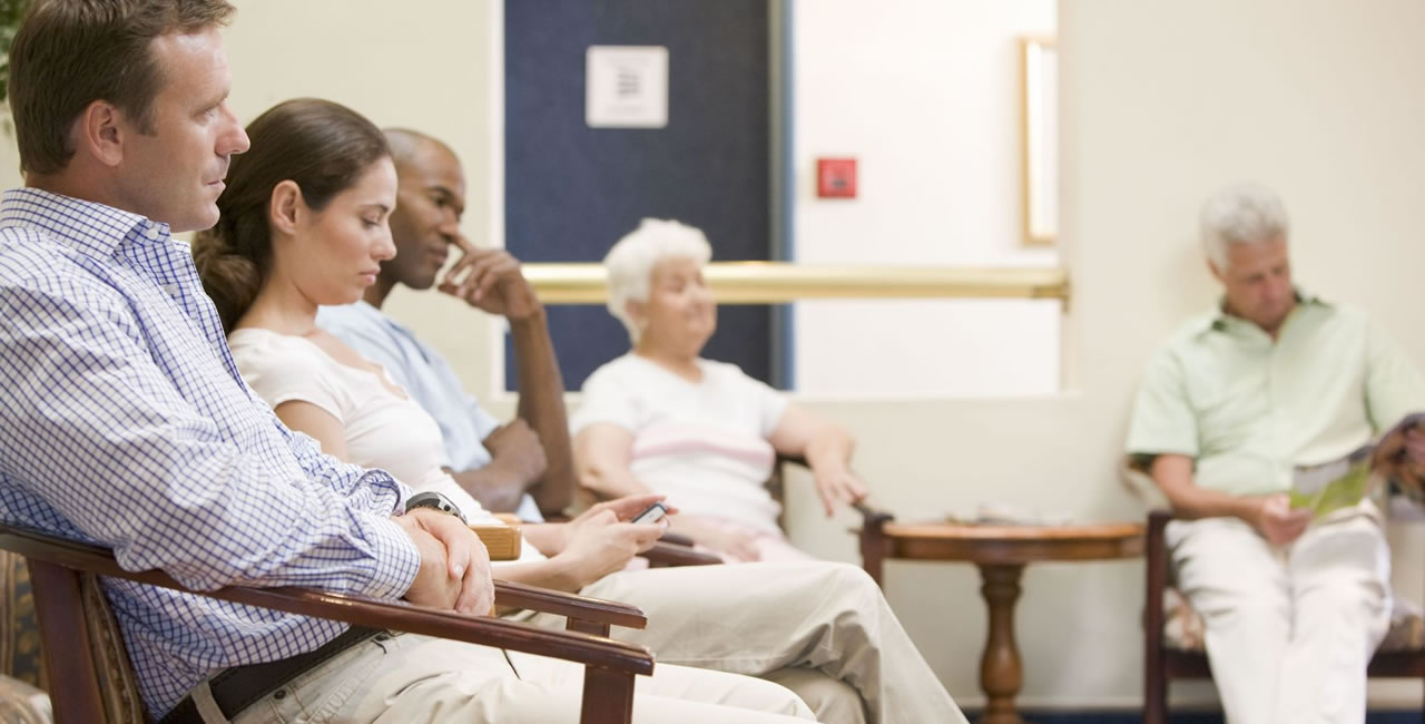 Como lidar com possíveis atrasos no atendimento Como lidar com possíveis atrasos no atendimento